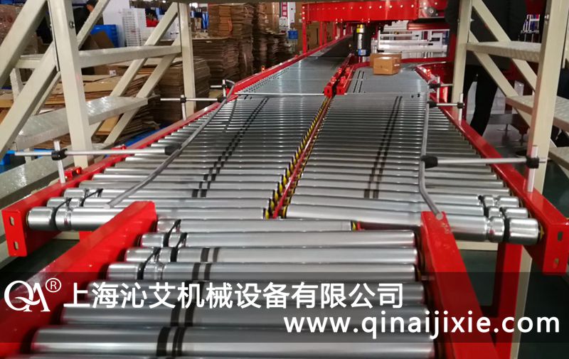 如何給轉(zhuǎn)彎滾筒輸送機(jī)鏈輪進(jìn)行潤(rùn)滑維護(hù)