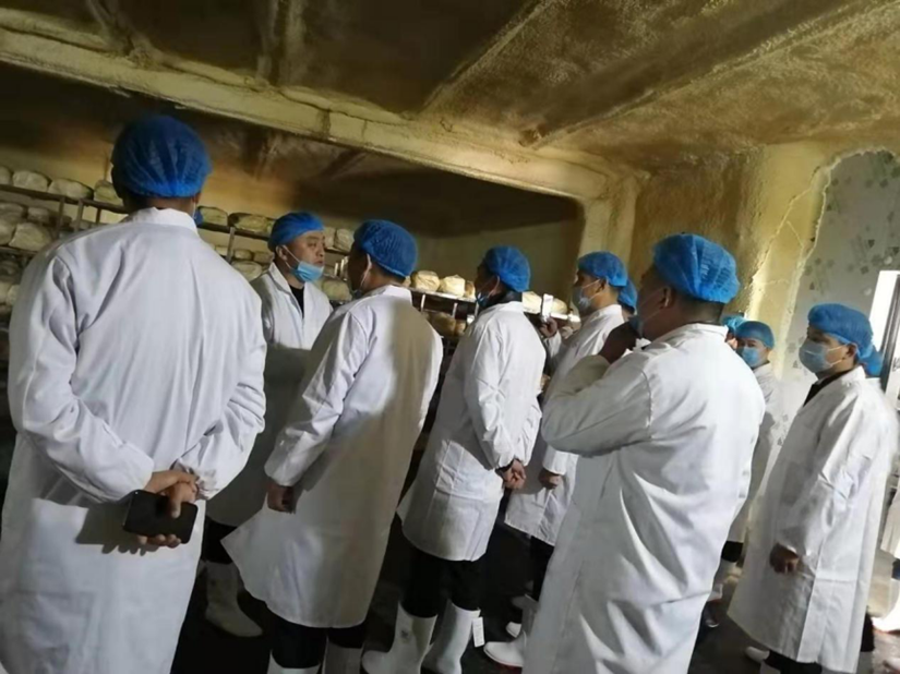 1575452169657255.png 各協(xié)會(huì)考察團(tuán)參觀豆香緣生產(chǎn)車間_副本.png