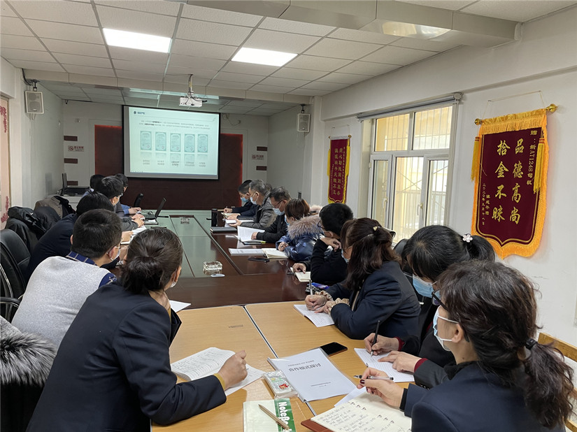 1614742711713319.jpg 圖為:“出租車ERP平臺(tái)項(xiàng)目”洽談現(xiàn)場(chǎng)_副本.jpg